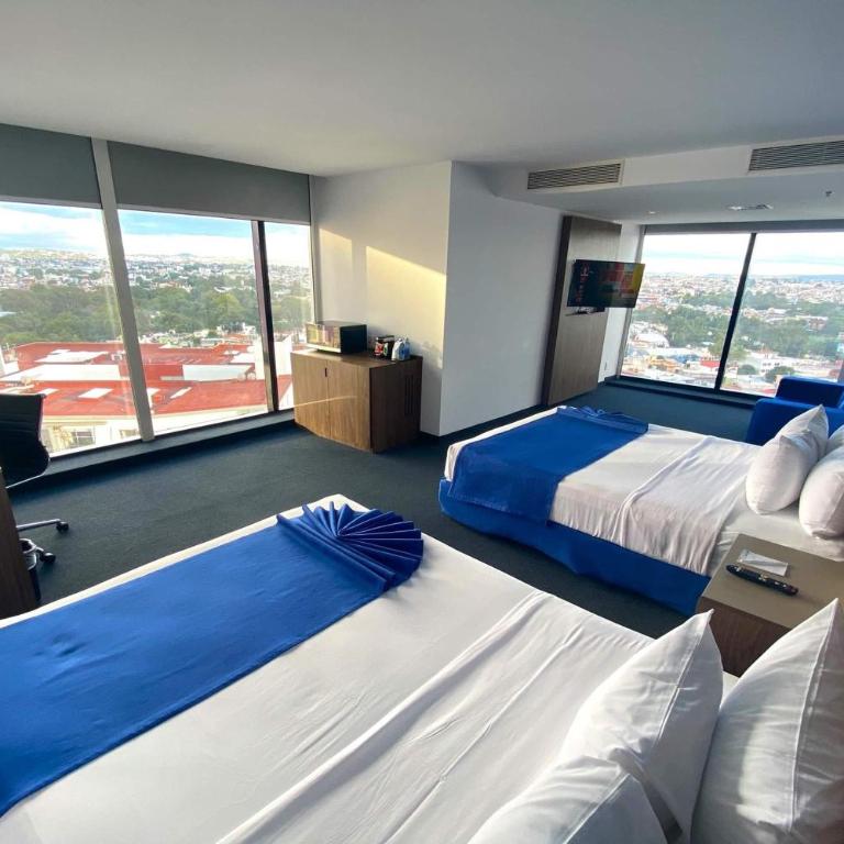 Wyndham Puebla Angelopolis - Suite con 2 camas grandes - No fumadores - 2
