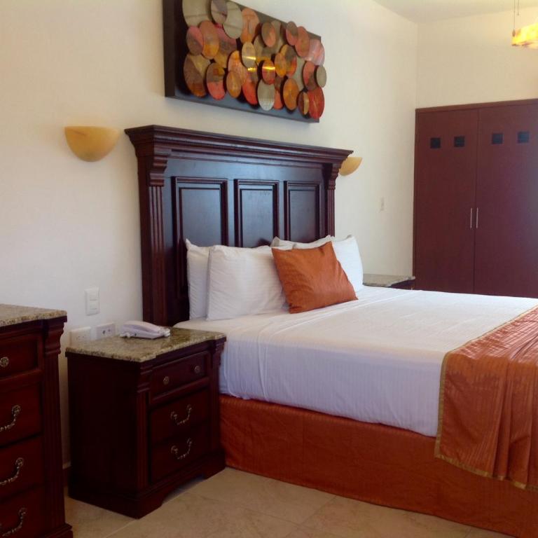 Hotel Las Golondrinas - Deluxe King Room - 12