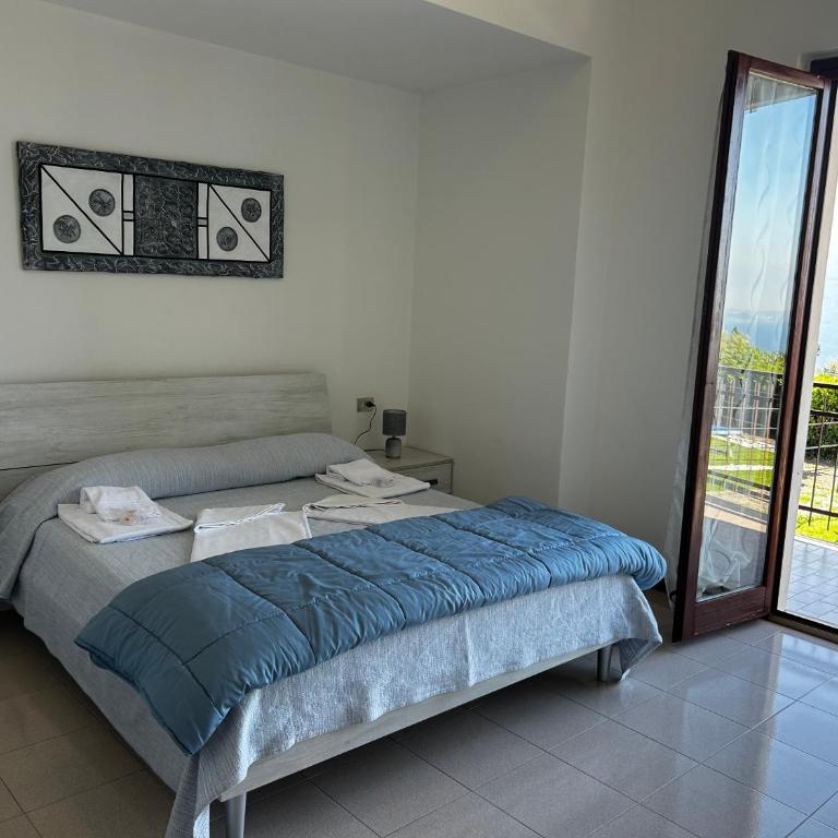 Residence Calap - Appartamento con Giardino e Vista Lago - 7