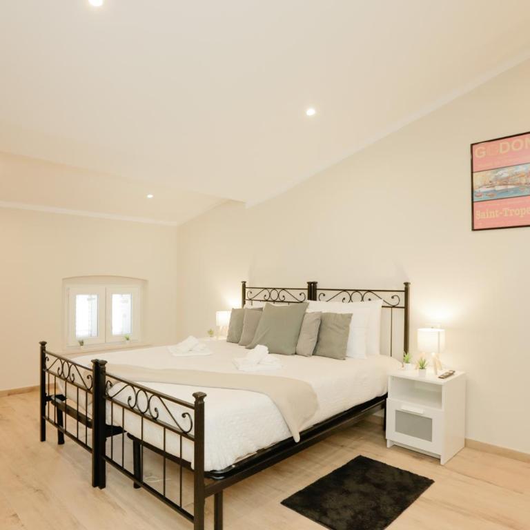 Country Attic Lucca - Appartamento Superior con 1 Camera da Letto - 4