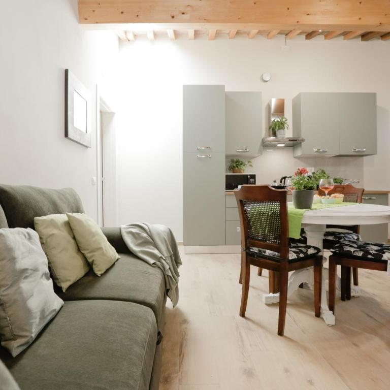 Country Attic Lucca - Appartamento Superior con 1 Camera da Letto - 2