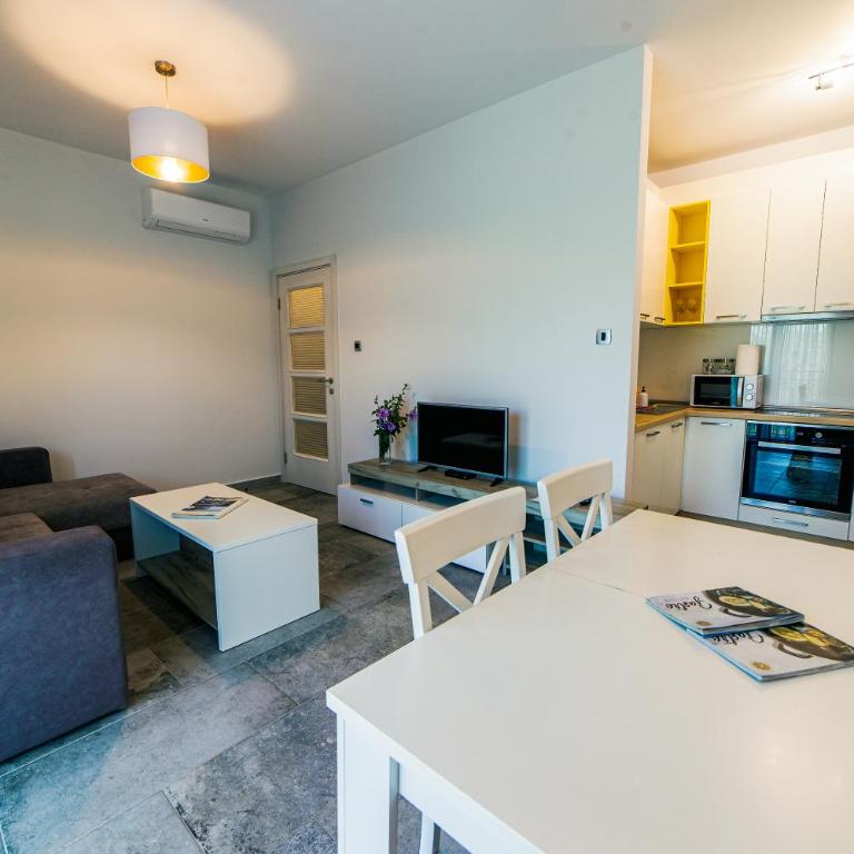 Green Bay Apartments Morinj - Appartement 1 Chambre - 5
