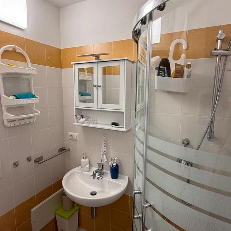 AffittaSardegna-Mono Gardenia - One-Bedroom Apartment - 6