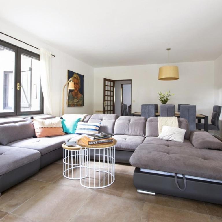 Villa vue lac avec piscine - 12 pers. - FR-1-877-58 - Villa - 4