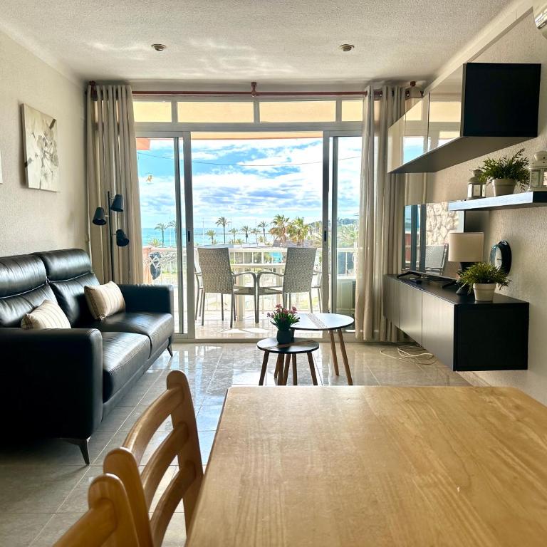 SUN AND BEACH LOVERS, APARTEMENTO 7-14 - Two-Bedroom Apartment - 1