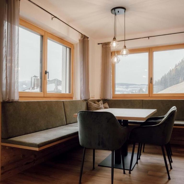 Hochland Apartments - Two-Bedroom Apartment with Terrace - 7