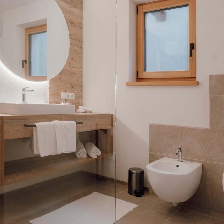 Hochland Apartments - Two-Bedroom Apartment with Terrace - 8