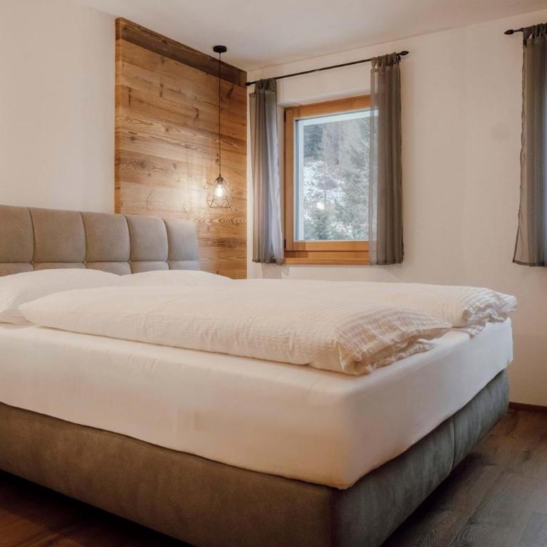 Hochland Apartments - Two-Bedroom Apartment with Terrace - 9