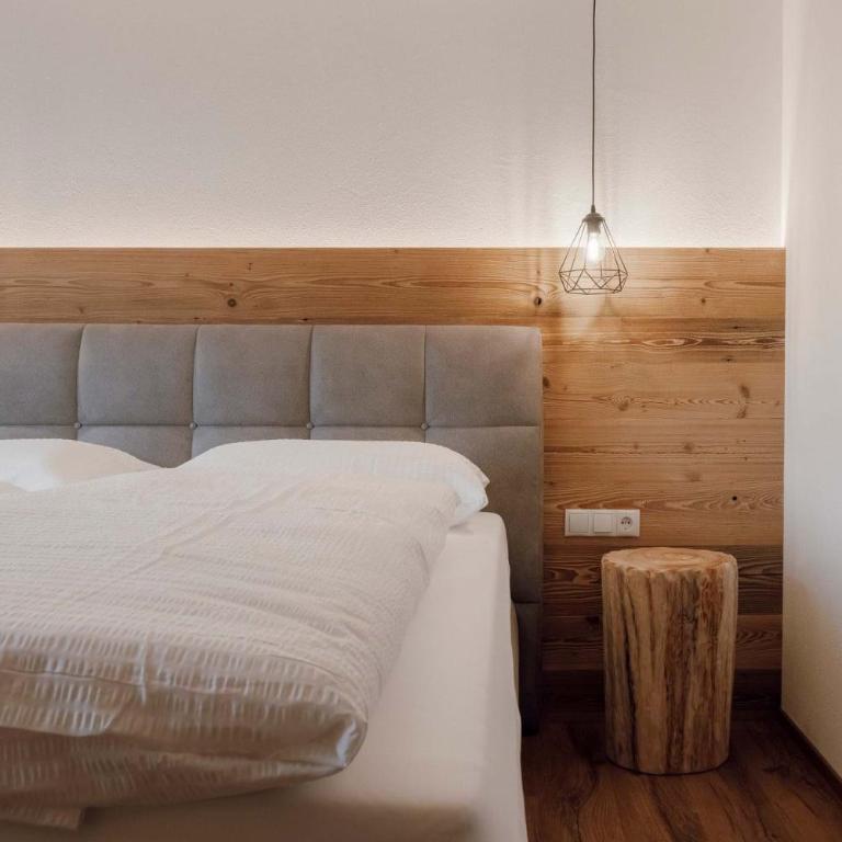 Hochland Apartments - Two-Bedroom Apartment with Terrace - 10