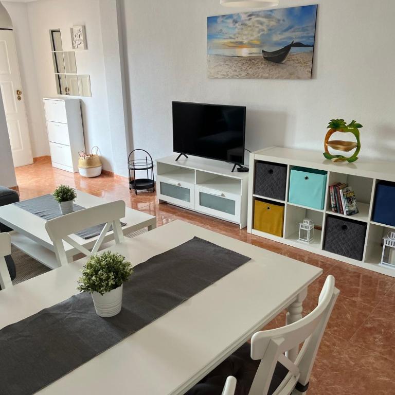 Bungalow moderno con amplio patio junto al mar - Bungalow con patio - 13