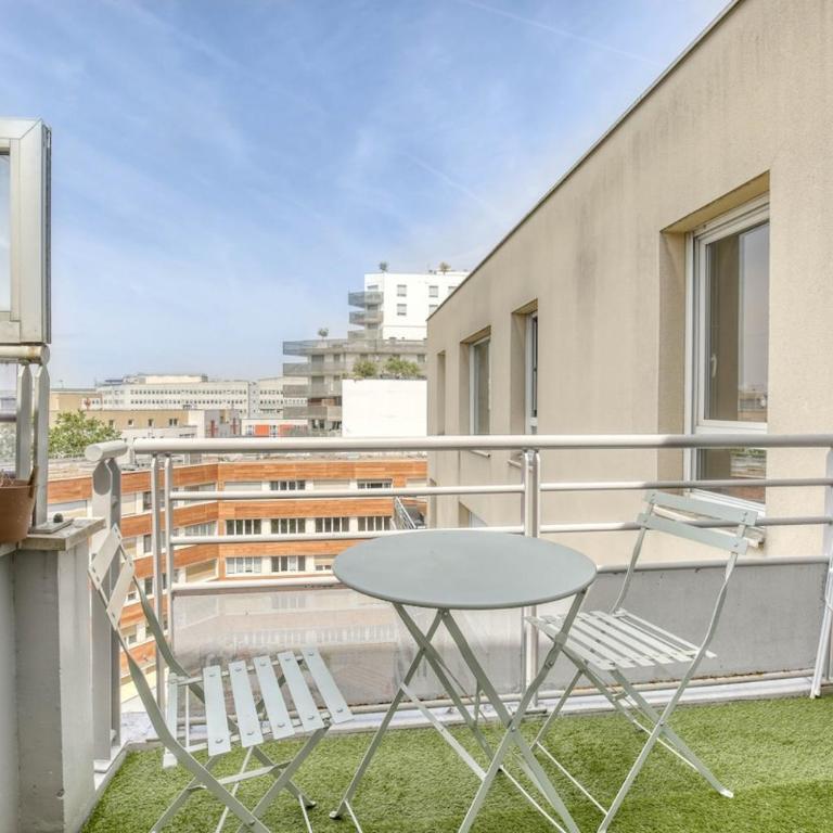 Le Palacio - Two-Bedroom Apartment - 3