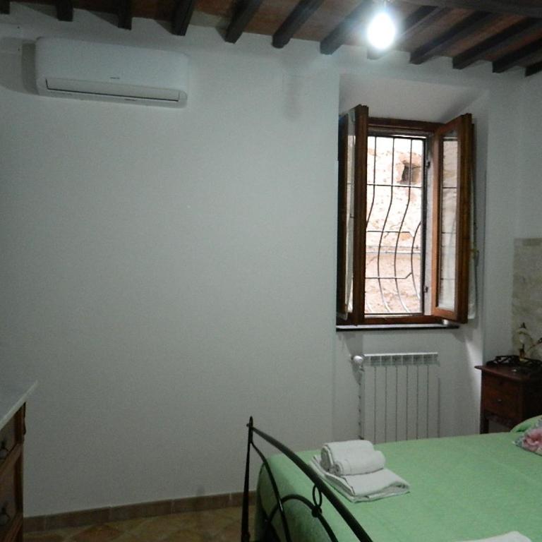 Camera matrimoniale Riccardo con bagno privato - Double Room with Private Bathroom - 2