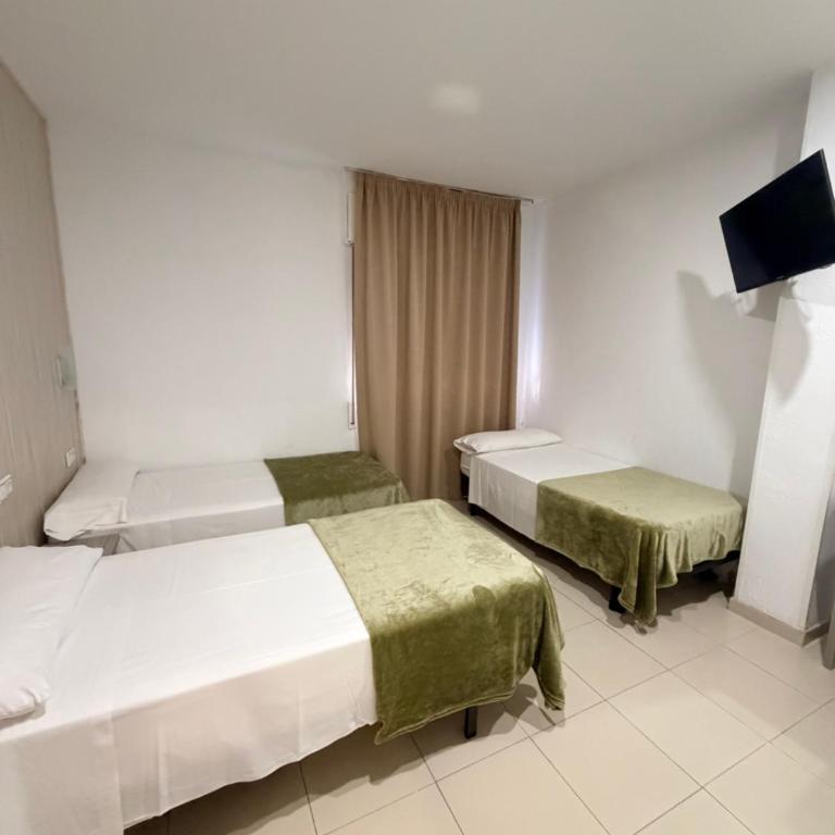 Hotel Niza - Habitación Triple - 1