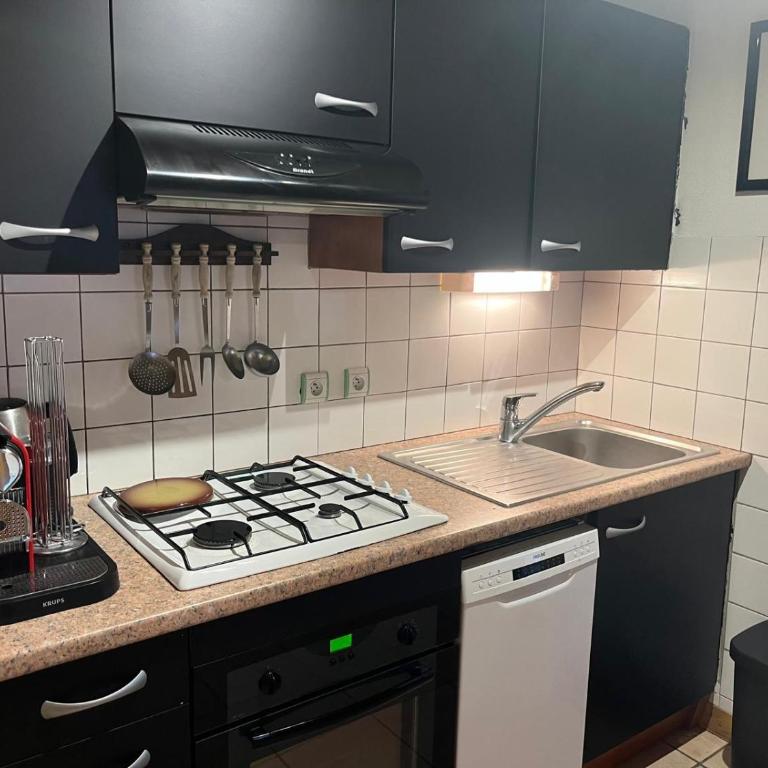 Appartement tout confort centre de la station - Appartement avec Vue et Balcon - 5