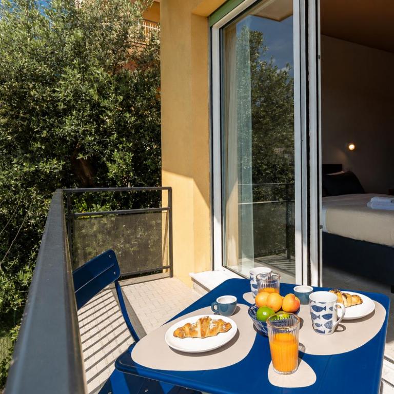 "Casa Marina" giardino privato e posto auto - Apartamento de 2 dormitorios con balcón y vistas al mar - 15