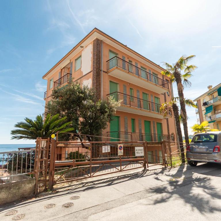 "Casa Marina" giardino privato e posto auto - Apartamento de 2 dormitorios con balcón y vistas al mar - 22