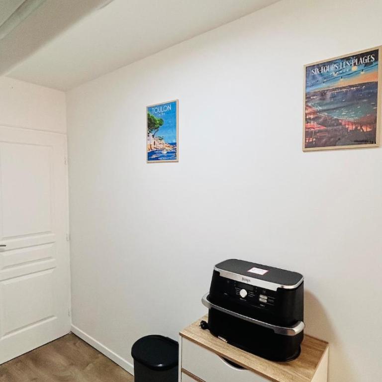 Grand T1 Bis - Coeur de Toulon - Sur le port - Appartement 1 Chambre - 16