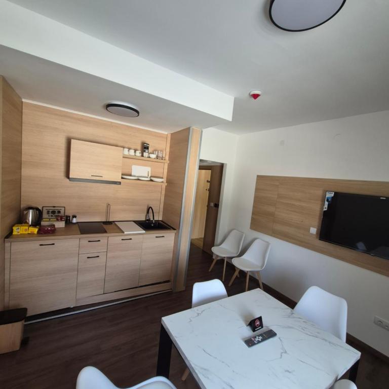 Stari Grad - Deluks Apartman s 1 Spavaćom Sobom - 4