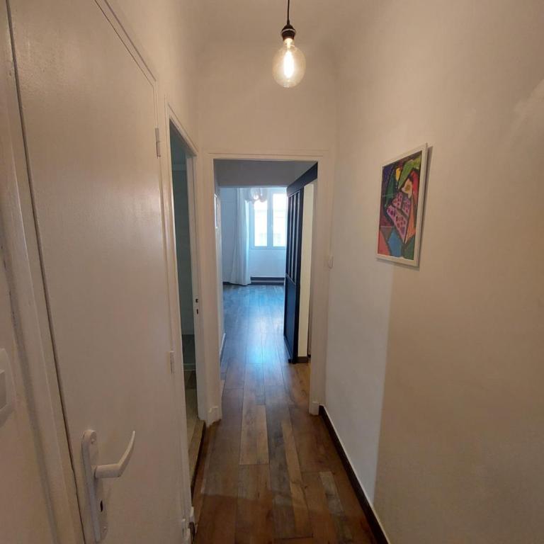 VIEILLE VILLE Appartement Rue Piétonne & Mer - One-Bedroom Apartment - 14