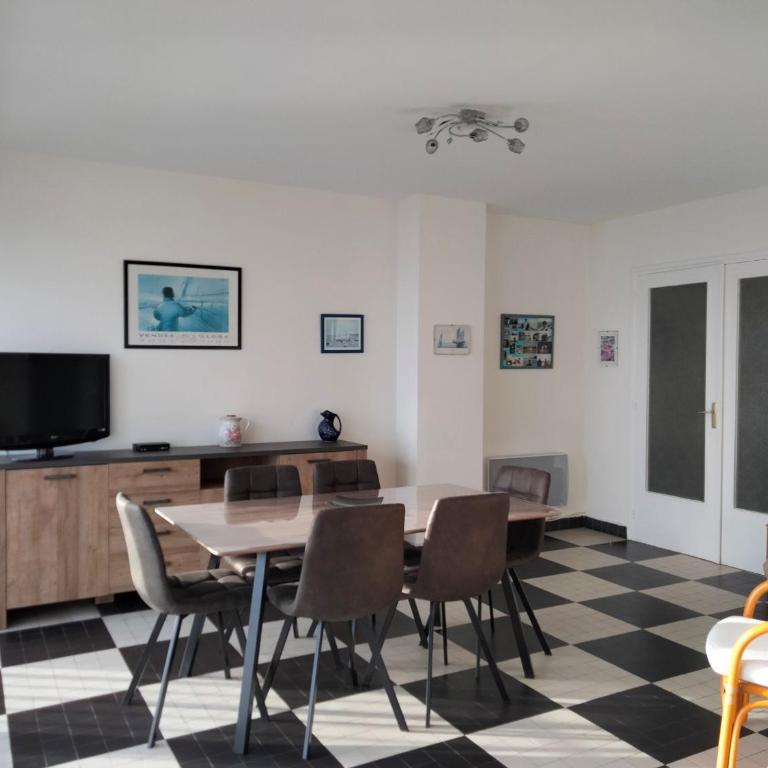 Appartement T3 aux Sables d'Olonne, Face Plage, 3 Chambres, 6 Pers. - FR-1-331-24 - Appartement (6 Adultes) - 22