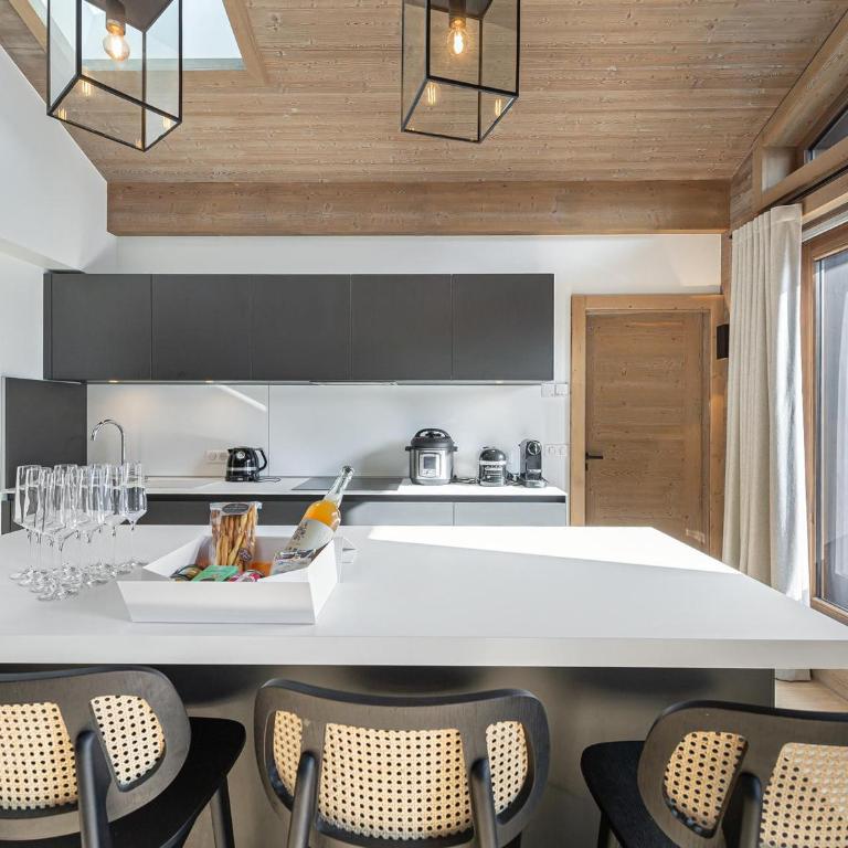 Penthouse lumineux avec piscine à Megève, pour 10 personnes - FR-1-569-68 - Appartement - 11