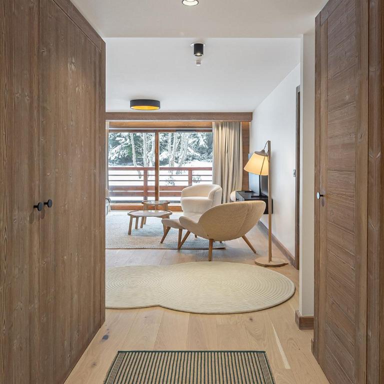 Appartement neuf avec terrasse, 2 chambres près des pistes, sauna, hammam, salle de sport, parking - FR-1-569-57 - Appartement - 12