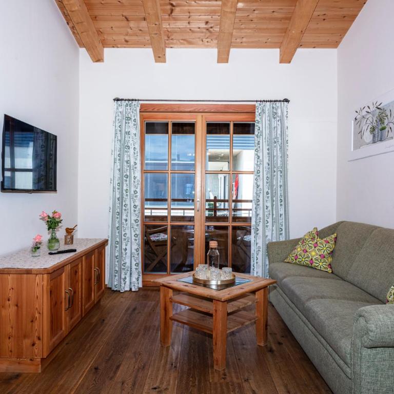 Loderbichl Alm Ferienwohnungen - Apartamento de 1 dormitorio - 2