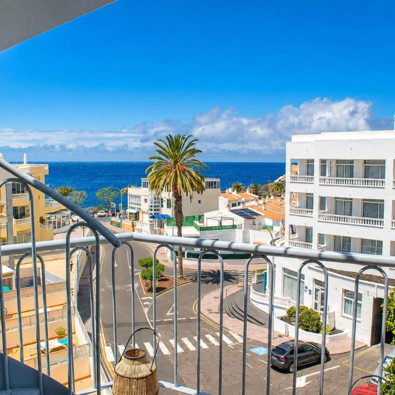 Ocean View - Deluxe One-Bedroom Apartment with Ocean View - 18