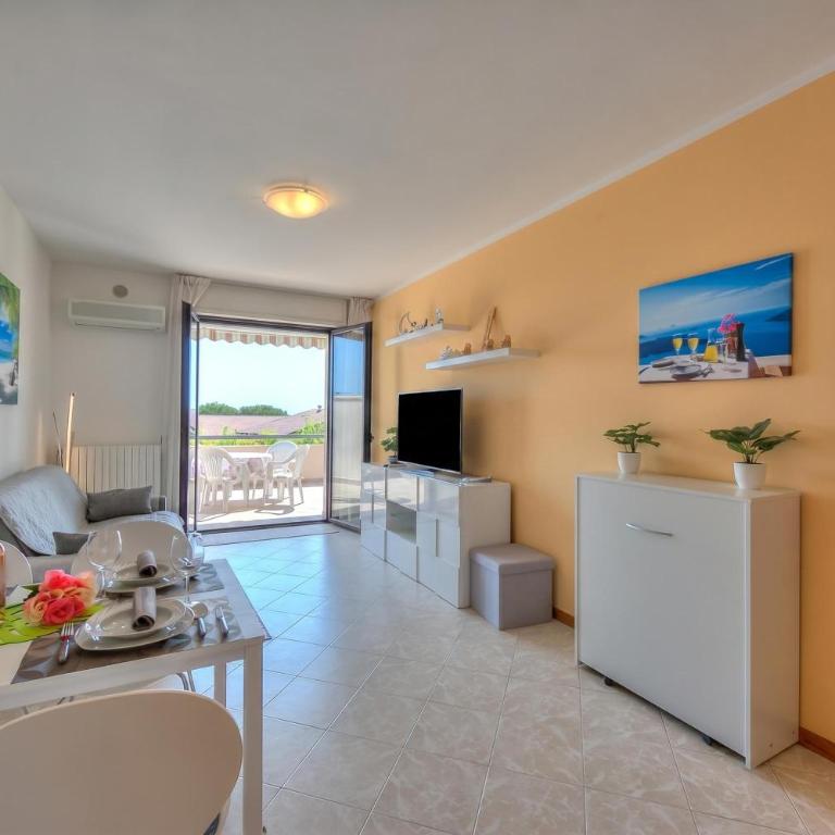 Kristall Lago Pool View - Happy Rentals - Appartamento con Balcone - 3
