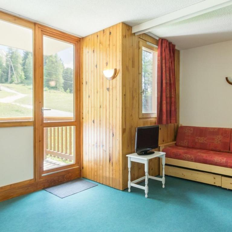 Studio lumineux 4 pers · Proche pistes · Vue piste - Studio - 1