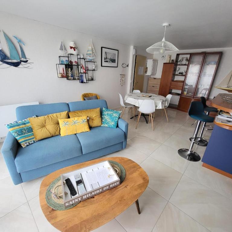 Appartement Moderne au Centre-Ville, 150m Plage, WiFi, Confort Idéal pour Familles - FR-1-92-876 - Appartement (4 Adultes) - 1