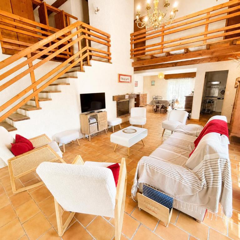 Villa avec jardin boisé, proche plage et commerces, La Tranche-sur-Mer - FR-1-22-307 - Maison de Vacances (6 Adultes) - 12