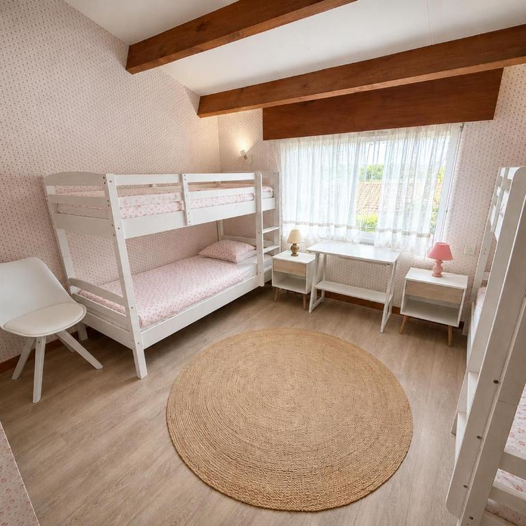 Villa avec jardin boisé, proche plage et commerces, La Tranche-sur-Mer - FR-1-22-307 - Maison de Vacances (6 Adultes) - 17
