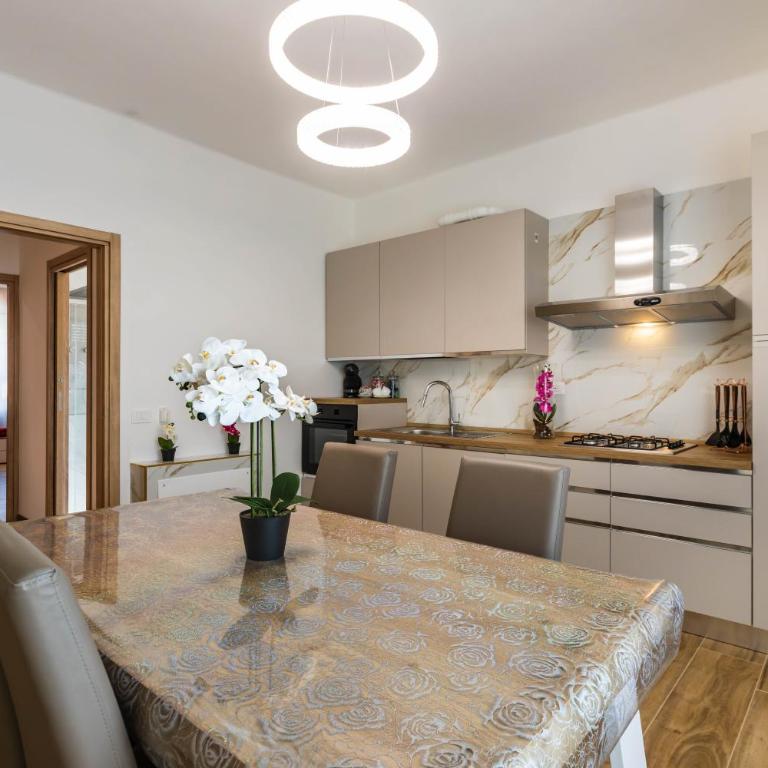 Residenza Alexander Luxury 2 - Two-Bedroom Superior Apartment - 12