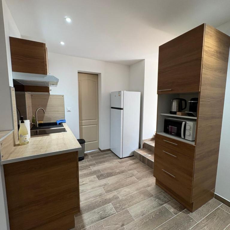 Suite Maison Roche - Appartement 1 Chambre - 10