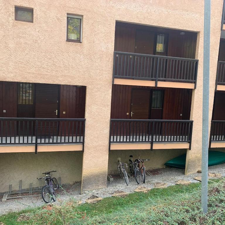 studio by the lake, at the foot of the ski resort - Appartement avec Vue sur la Montagne - 10