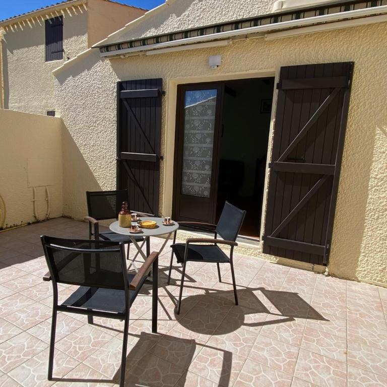 Charmante Villa T3 Mezzanine Climatisée avec Piscine et Parking Privé - 6 Pers., Port Leucate - FR-1-798-41 - Villa - 17