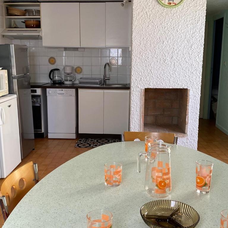 Charmante Villa T3 Mezzanine Climatisée avec Piscine et Parking Privé - 6 Pers., Port Leucate - FR-1-798-41 - Villa - 21