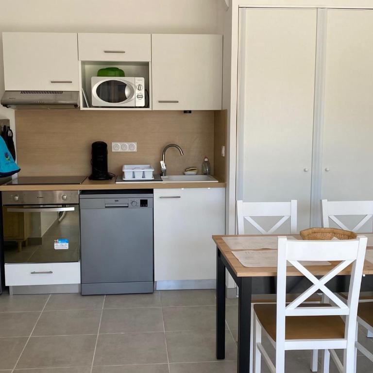 Port Leucate, T2 Climatisé, 4 Pers, PKG, Proche Plage - FR-1-727-32 - Apartamento - 11