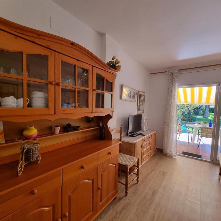 Apartamento con terraza a 400m de la playa de Riells - HISP-236-184 - Apartment - 16