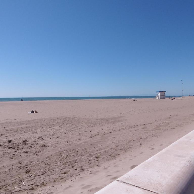 Villa 7 pers, Narbonne Plage à 400m, 3 ch, terrasses, parking, proche commerces et loisirs - FR-1-795-44 - Villa - 11