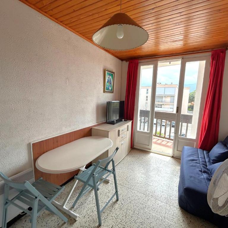 Appartement 4p proche plage avec balcon - FR-1-837-100 - Apartment - 10