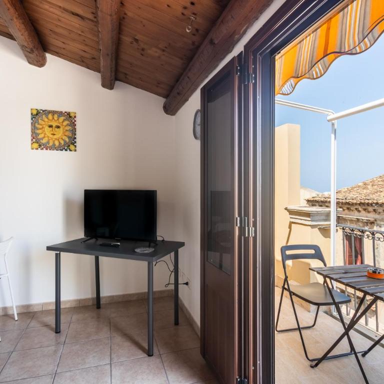 Iblea Apartments - Apartment - 1