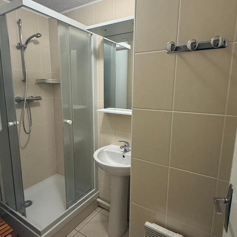3 pièces au pied des pistes avec balcon, 2 chambres - Appartement 2 Chambres - 9