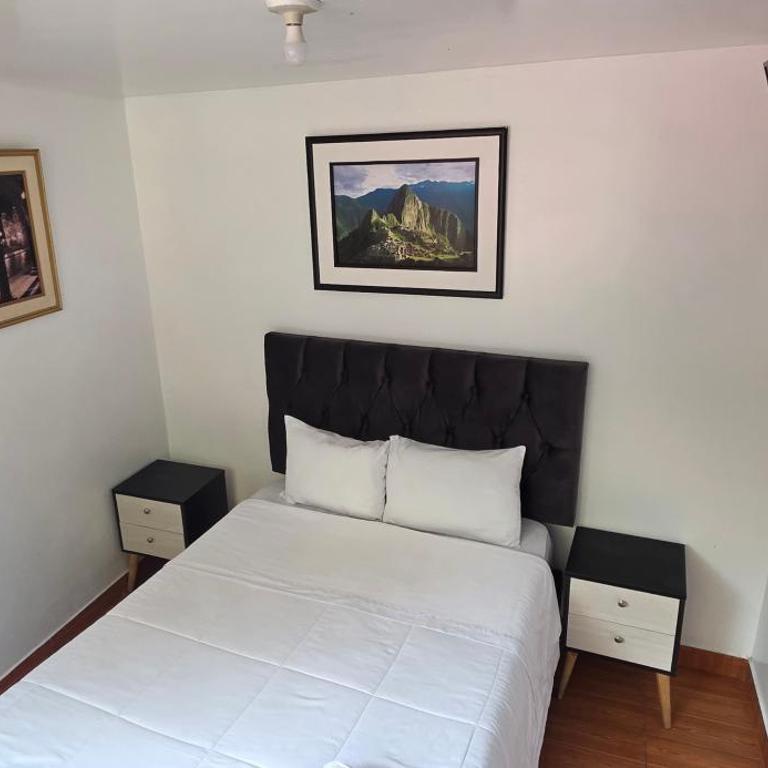 Hostal Mónaco - Large Double Room - 9