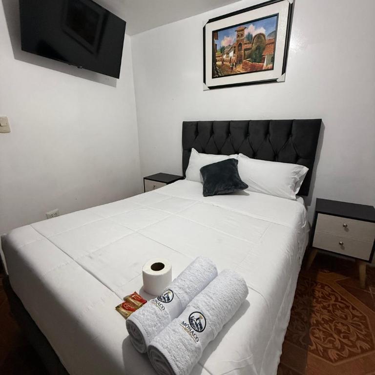 Hostal Mónaco - Large Double Room - 16