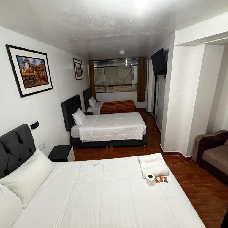 Hostal Mónaco - Triple Room - 4