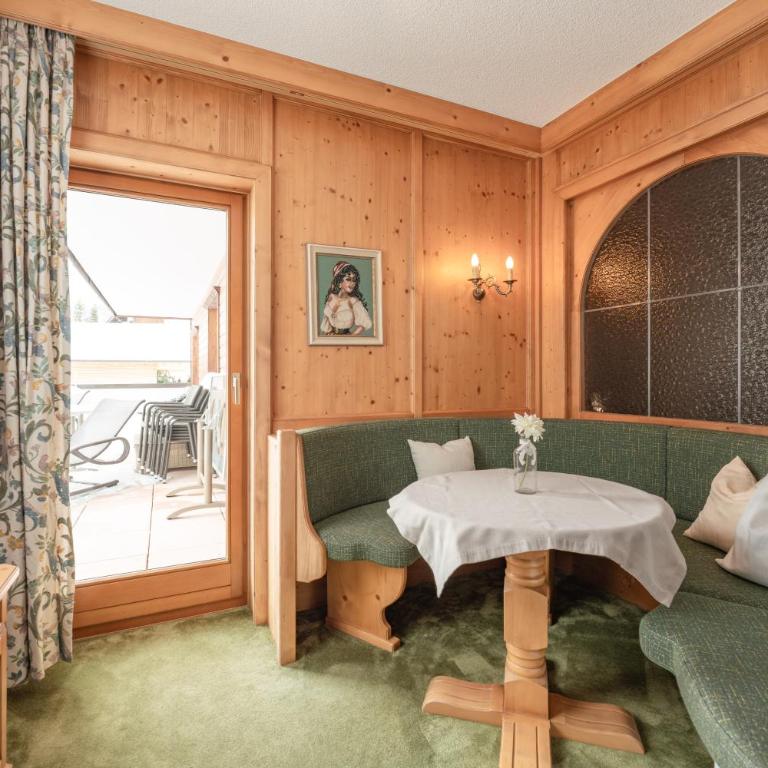 Pension Cafe Fritz - Apartment - 9