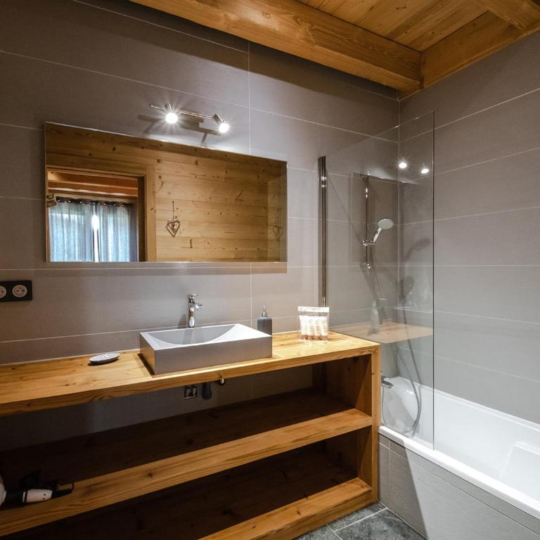 Chalet moderne 4 étoiles, 11 pers., sauna et parking - FR-1-343-180 - Chalet - 20
