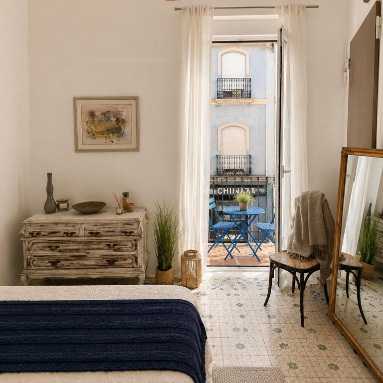 Boho Luxury Flat By La Gobernanta - Three-Bedroom Apartment - 7